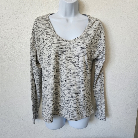 Lululemon Meant To Move Long Sleeve Women's size 6 Gray - Picture 1 of 6